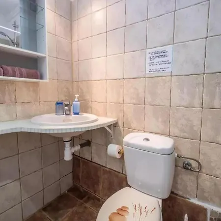 Apartment In Tenerife Near Beaches *